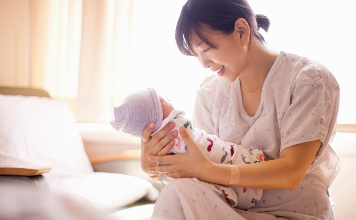 請(qǐng)?jiān)律┑暮锰幱心切?？大班家政總結(jié)了四大好處（月嫂服務(wù)內(nèi)容有哪些？）